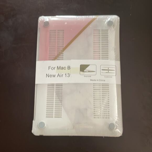 MacBook New Air 13” years 2018-2020 pink geometric style hardshell case - Picture 2 of 3